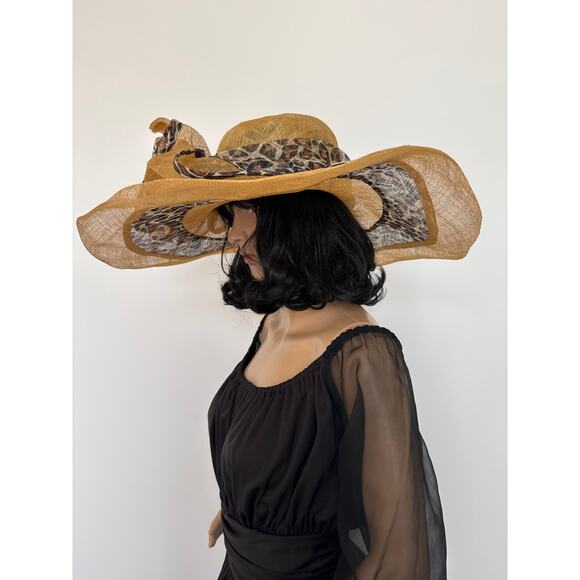 CC exclusives Big straw wide brimmed hat animal print Big bow and feather - Picture 8 of 16